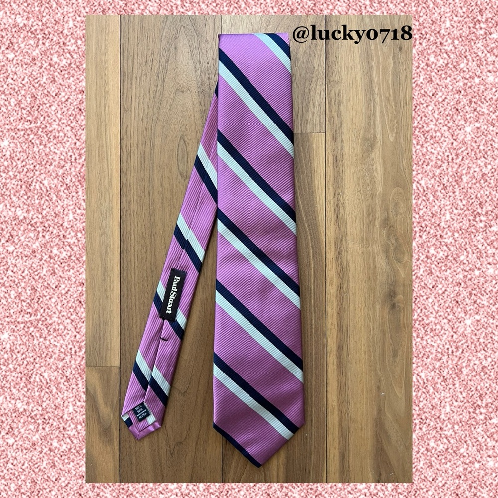Paul Stuart EUC Pink Tie w Navy and White Stripes